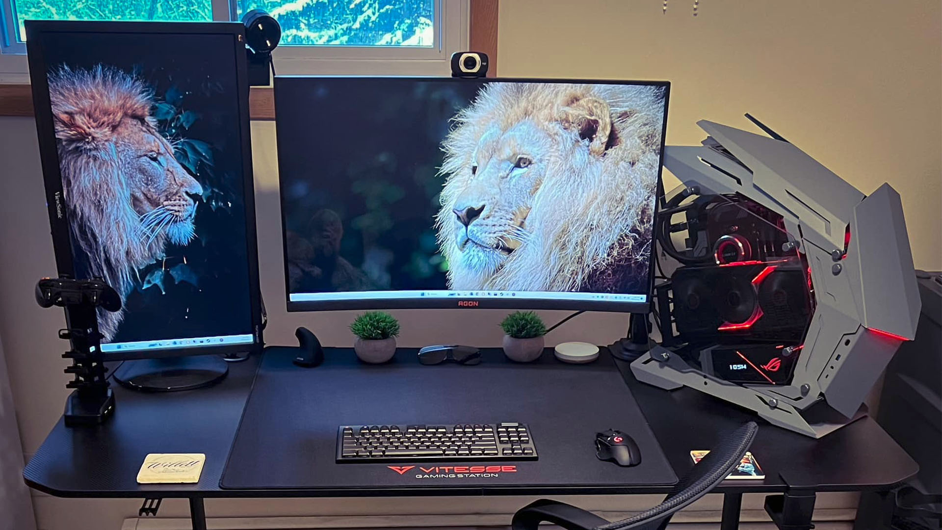 Lion-Jonsbo-Mod-3-gaming-pc-setup-02